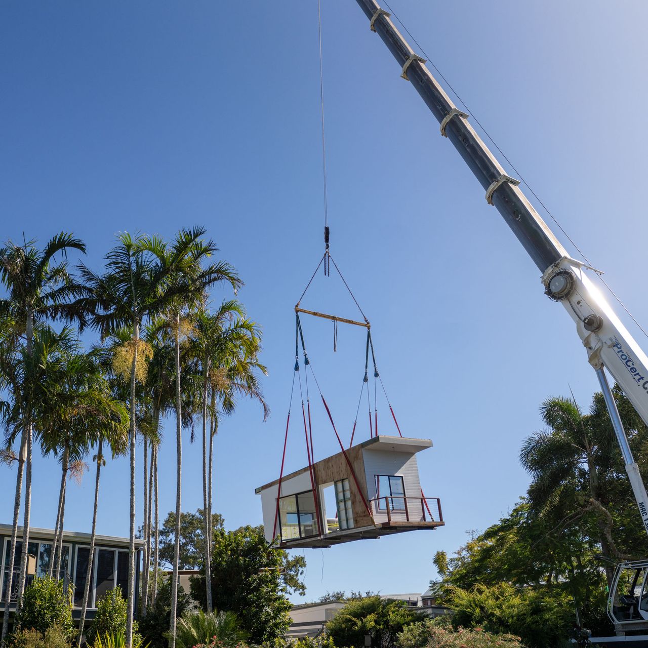 Installation Crane Modular Delivery