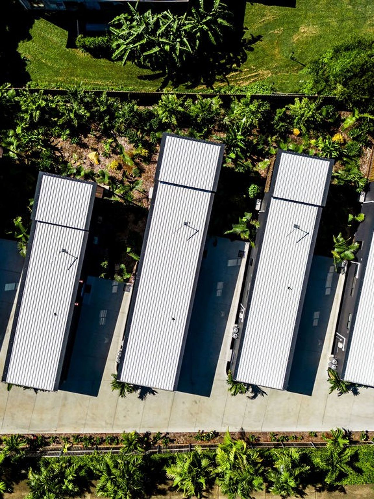 Airlie Bungalows Birds-Eye modular tourism qld
